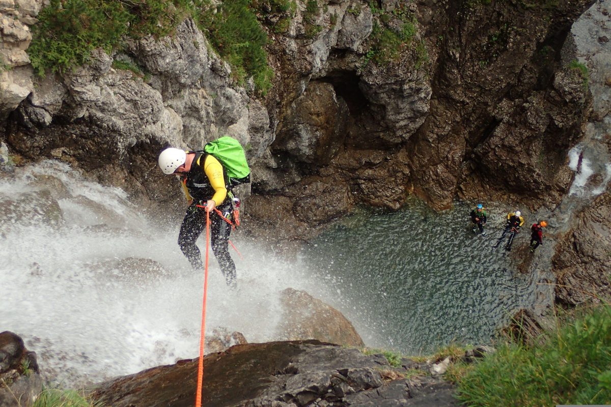 Canyoning-Adventure-Tour