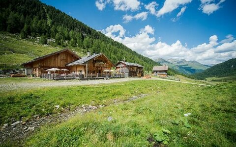 Stalleralm - Ausserwegerhütte 1.950m