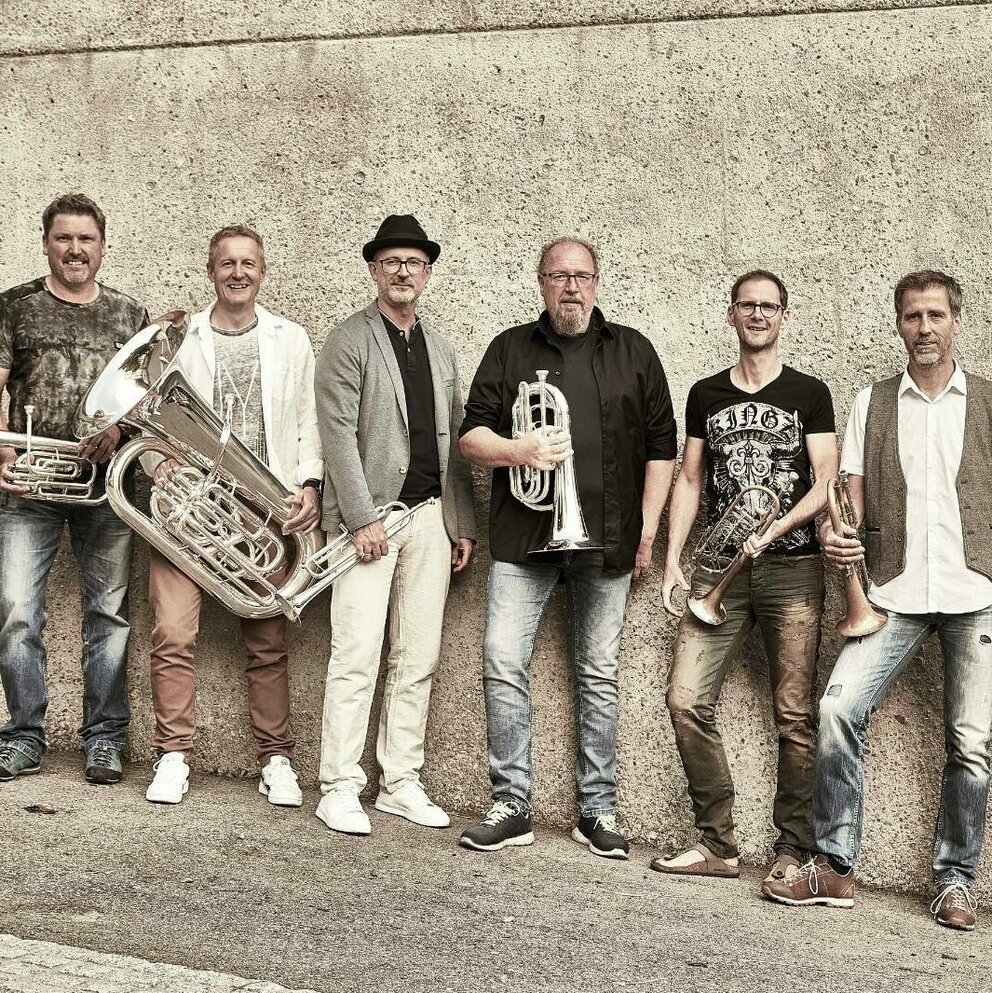Live Band am Dreikönigsmarkt in Lienz 2024 - Anras Brass