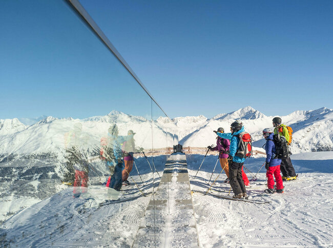 Lagebesprechung - Skifahren im Skizentrum Sillian Hochpustertal