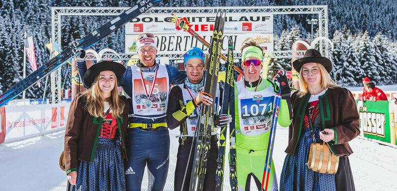 Sieger und Marketenderinnen der MK Kartitsch beim Dolomitenlauf 2019