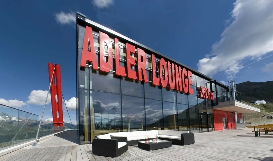 Adler Lounge 2.421m