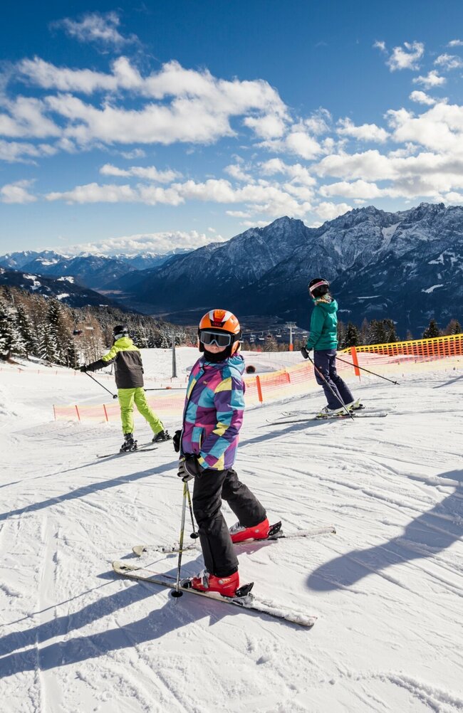 Kinder genießen die Funslope Lienz