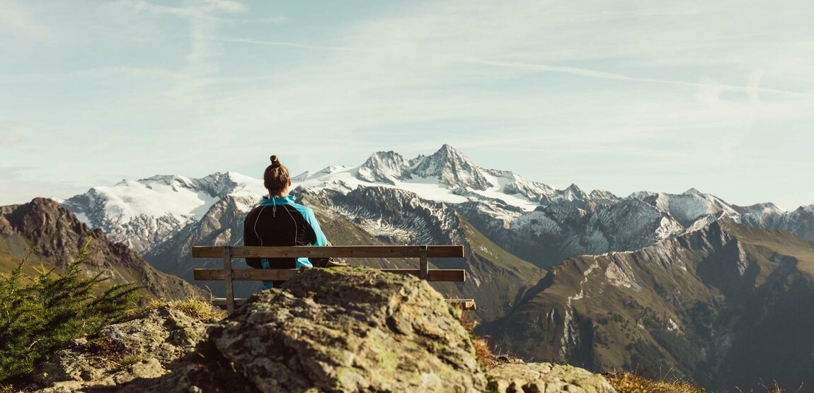 Blick von der Adlerlounge auf den Großglockner