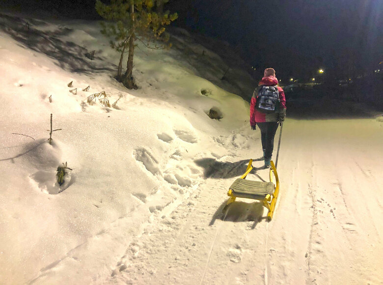 Zum Rodeln gehört auch Rodel ziehen - Nachtrodeln