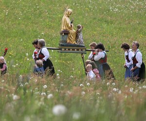Fronleichnamsfest mit Prozession