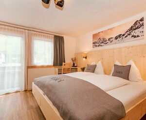 Aura Bed & Breakfast