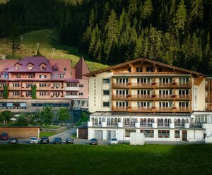 Alpinhotel JESACHERHOF