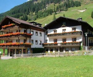 HAUSER Anton